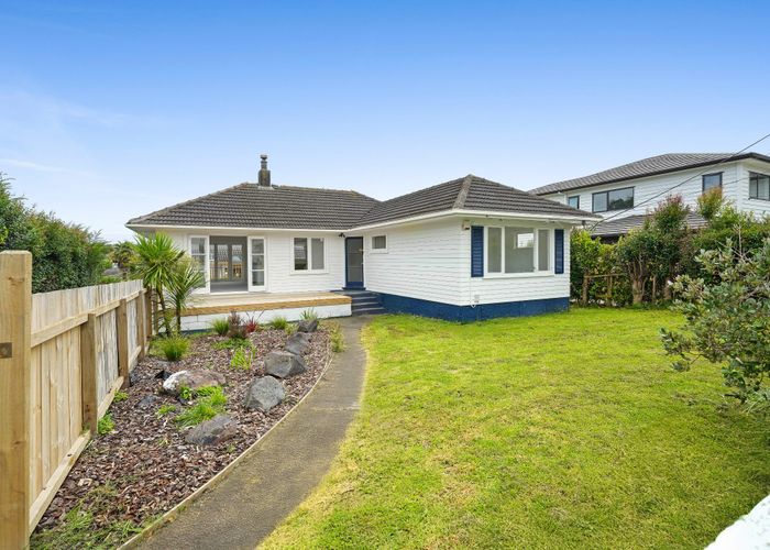  at 77 Farquhar Road, Glendene, Waitakere City, Auckland