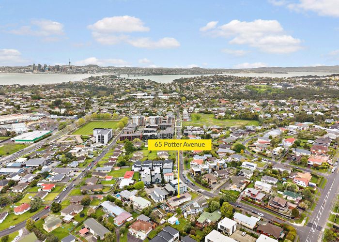  at 65 Potter Avenue, Northcote, North Shore City, Auckland