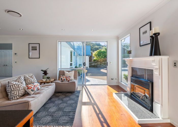  at 69 Thatcher Crescent, Crofton Downs, Wellington, Wellington