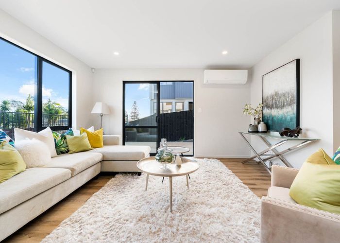  at 3A Pine Terrace, Howick, Manukau City, Auckland