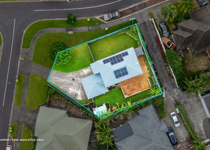  at 12 Roy Maloney Drive, Henderson, Waitakere City, Auckland