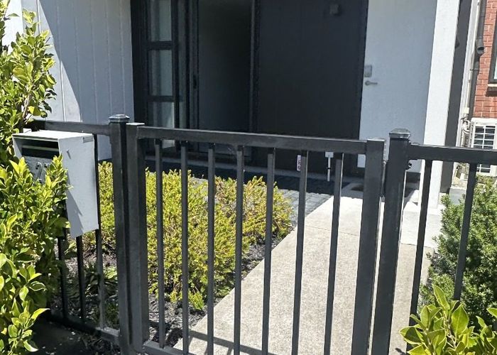  at 27 Manarini Road, Westgate, Waitakere City, Auckland