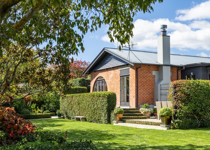  at 2 Greenwood Road, Havelock North, Hastings, Hawke's Bay