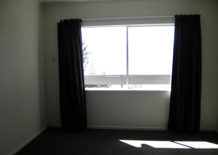  at 2/82 Barnard Street, Wadestown, Wellington, Wellington