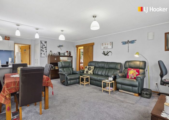  at 2D Rennie Street, Green Island, Dunedin