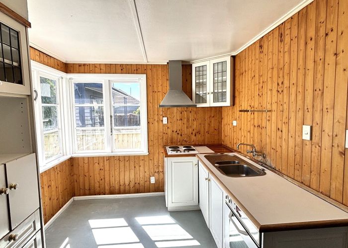  at 44 Dunarnan Street, Avonside, Christchurch City, Canterbury