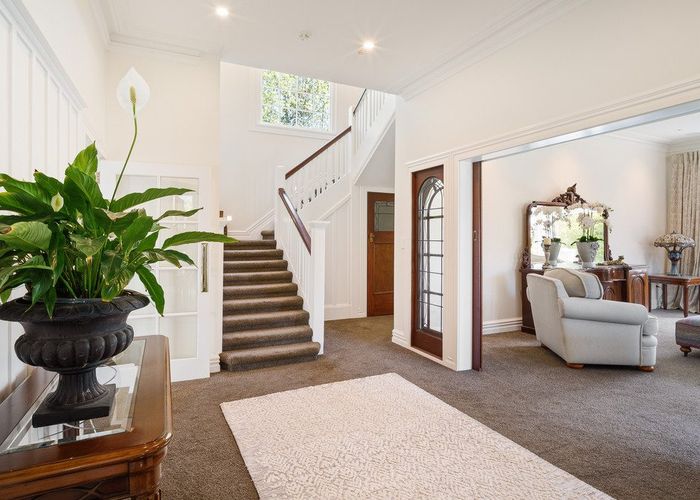  at 5 MacMillan Avenue, Cashmere, Christchurch