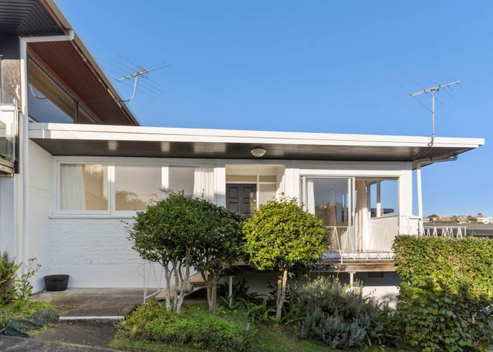  at 3/128 Paritai Drive, Orakei, Auckland