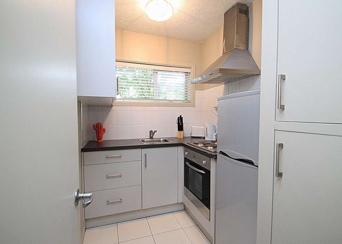 at 4/296 Armagh Street, City Centre, Christchurch City, Canterbury