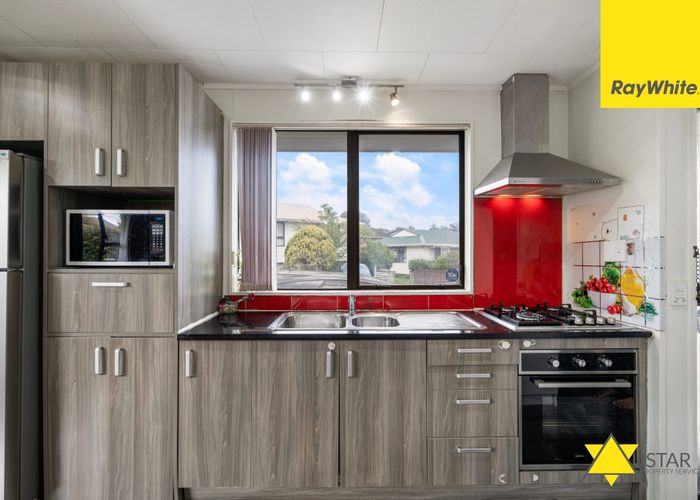  at 7/85 Hutchinson Avenue, New Lynn, Waitakere City, Auckland