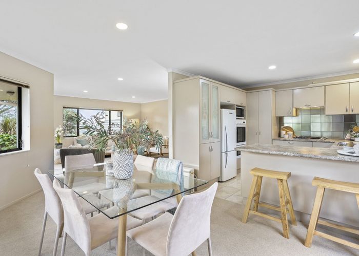  at 15B Irirangi Road, Greenlane, Auckland City, Auckland