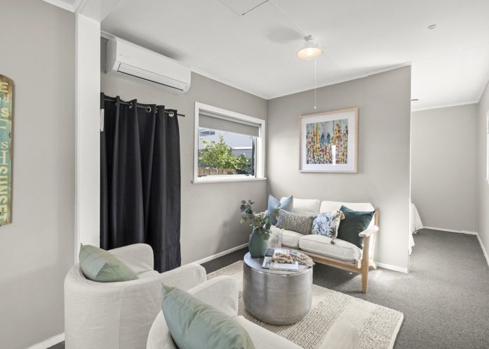  at 824B Papamoa Beach Road, Papamoa Beach, Papamoa