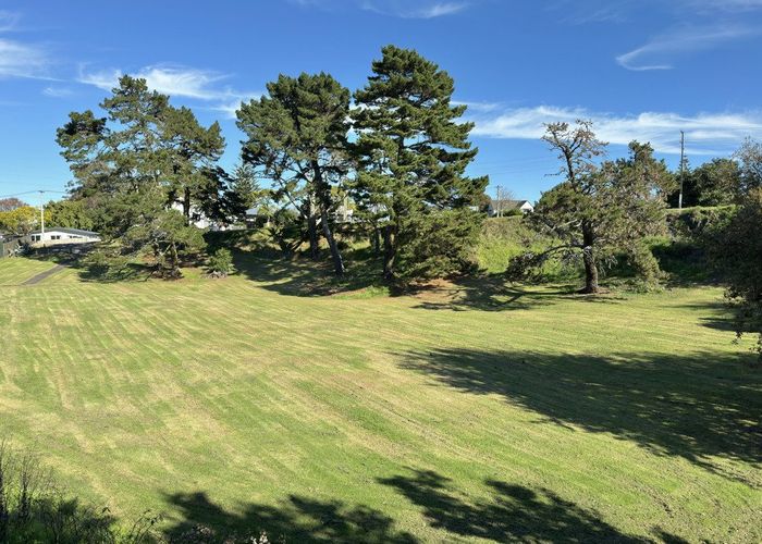  at 2 Almond Place, Mount Wellington, Auckland City, Auckland