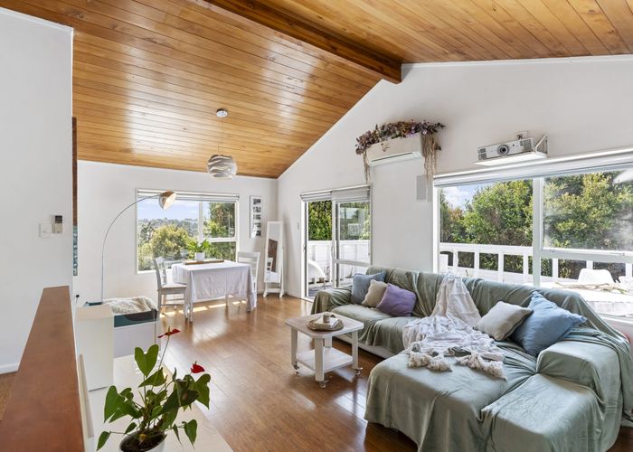  at 2/57 Verran Road, Birkenhead, Auckland