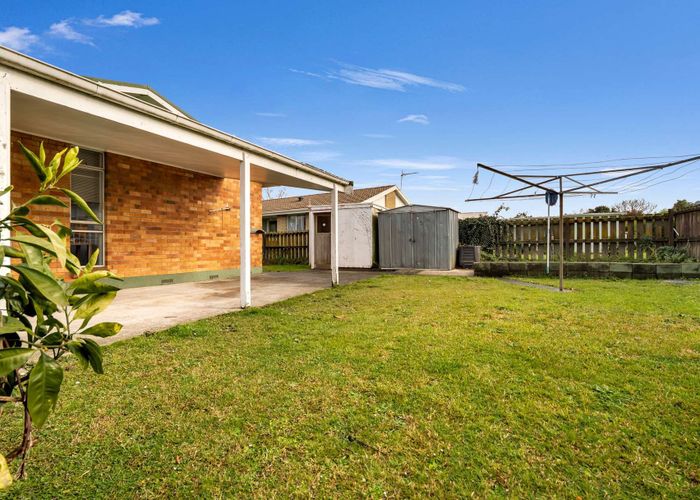  at 8 Emerald Place, Chartwell, Hamilton, Waikato