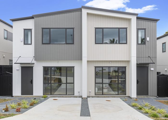  at Lots 1&4,  Bradbury Road, Highland Park, Manukau City, Auckland