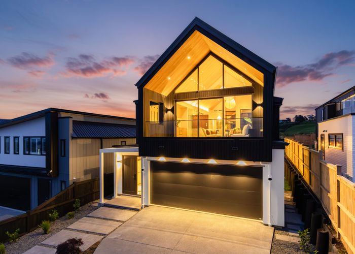  at 53 Kumukumu Road, Long Bay, North Shore City, Auckland