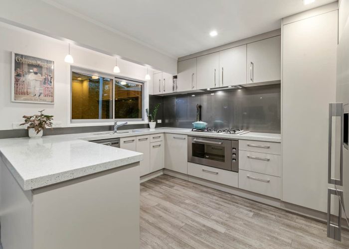  at 14 Cornelian Crescent, Half Moon Bay, Auckland