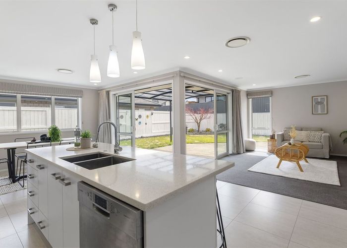  at 115 Penetaka Heights, Pyes Pa, Tauranga, Bay Of Plenty