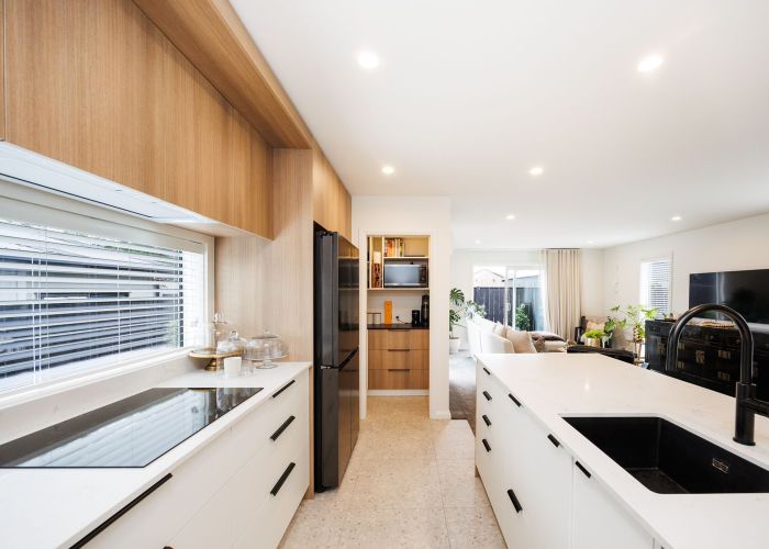  at 15 Samuel Place, Terrace End, Palmerston North