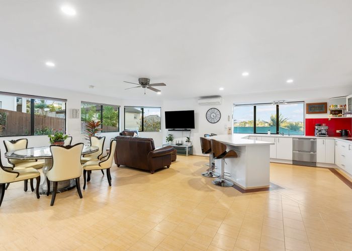 at 10 Devana Court, Torbay, North Shore City, Auckland