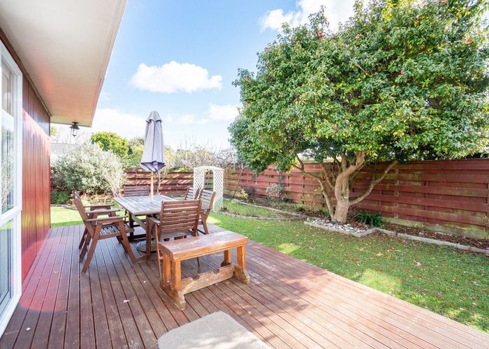  at 4 Wikiriwhi Crescent, West End, Palmerston North, Manawatu / Whanganui