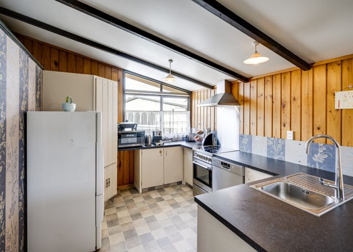 at 8 Wiltshire Place, Tamatea, Napier