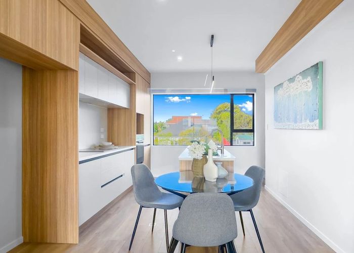  at 1B/1 Egremont Street, Belmont, North Shore City, Auckland