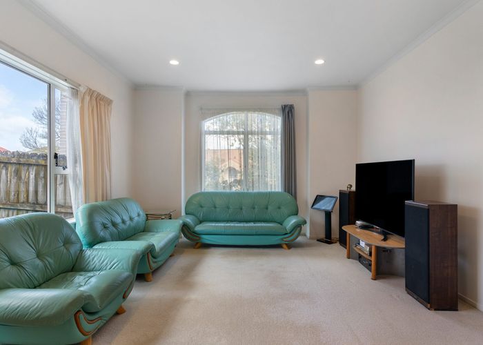  at 19 Belgate Place, Somerville, Manukau City, Auckland