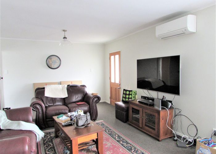  at 1/21 Randwick Crescent, Moera, Lower Hutt, Wellington
