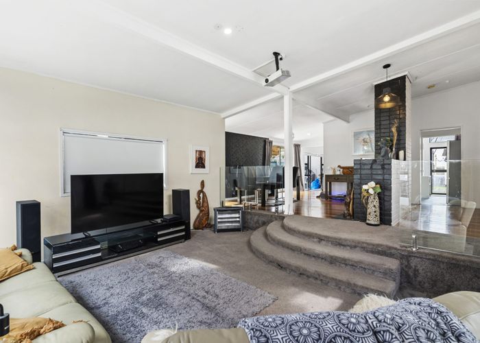  at 28 Sunnyhaven Avenue, Beach Haven, Auckland