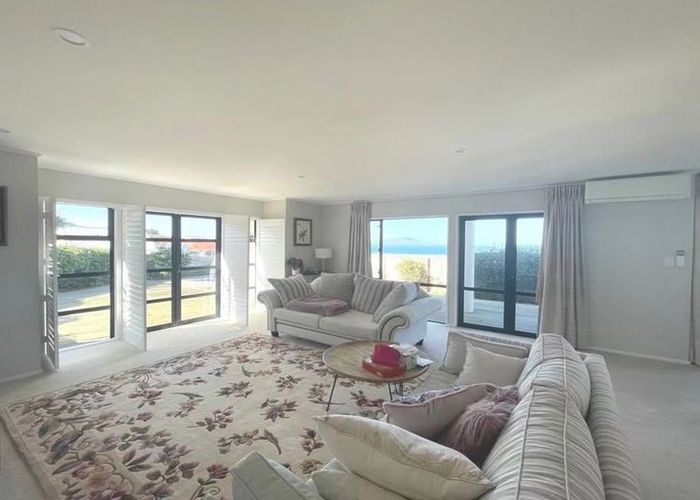  at 10B Beach Road, Castor Bay, North Shore City, Auckland