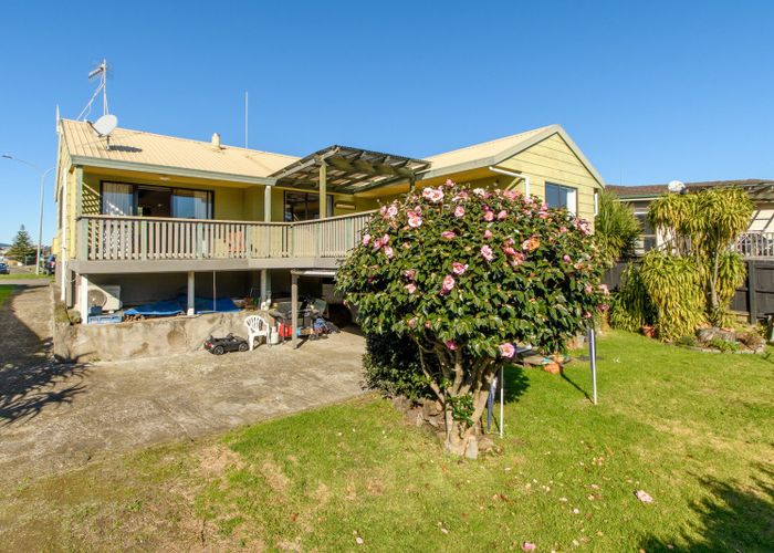  at 52 Lagoon Place, Poike, Tauranga, Bay Of Plenty