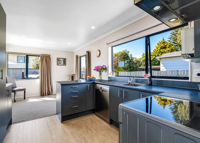  at 32 Somerset Crescent, Highbury, Palmerston North, Manawatu / Whanganui