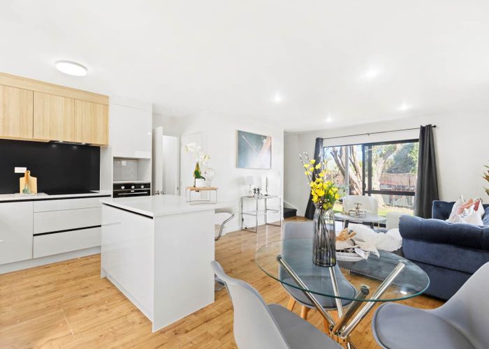  at 2 Braeburn Place, Takanini, Papakura, Auckland