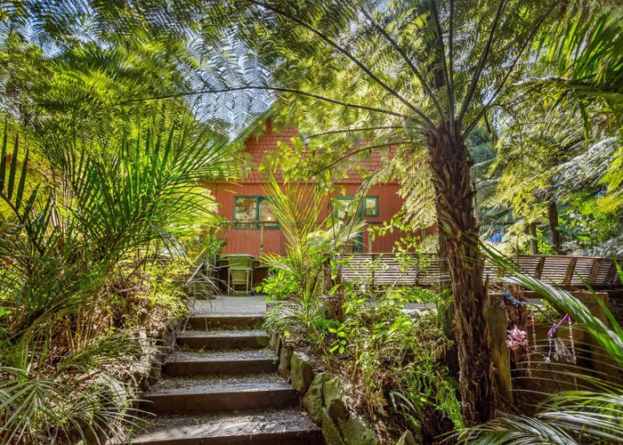  at 74 Grassmere Road, Henderson Valley, Auckland