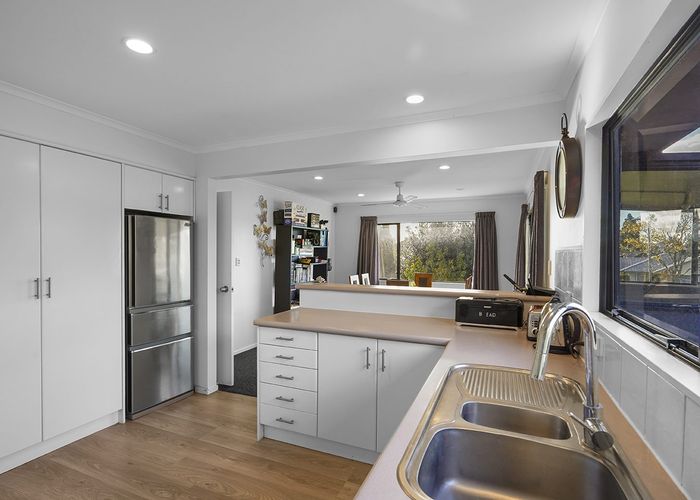  at 43 Western Heights Drive, Western Heights, Hamilton, Waikato