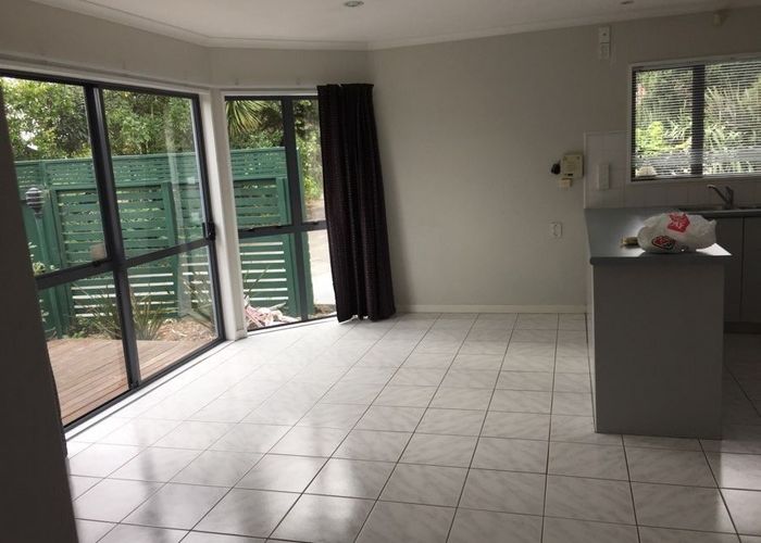  at 10E Grange Street, Hillsborough, Christchurch City, Canterbury