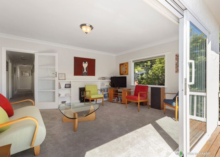  at 8 Otaki Street, Miramar, Wellington