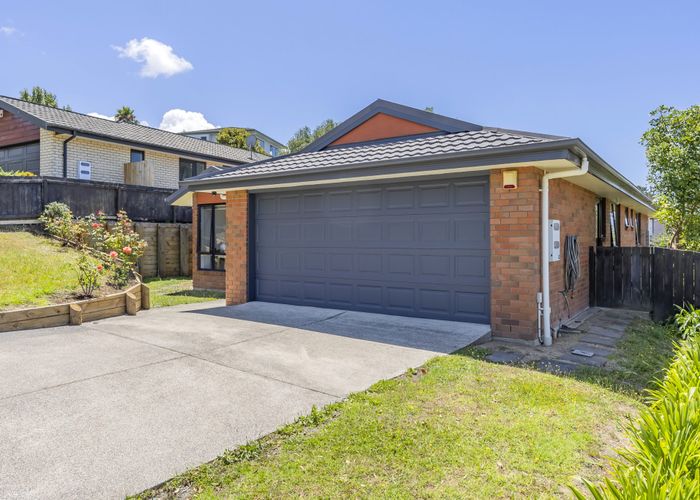  at 13 Rising Parade, Fairview Heights, Auckland