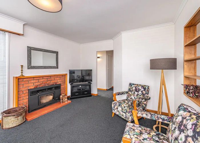  at 7 Tower Crescent, Durie Hill, Whanganui