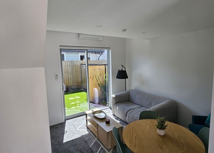  at 1/17 Winchester Street, Merivale, Christchurch City, Canterbury