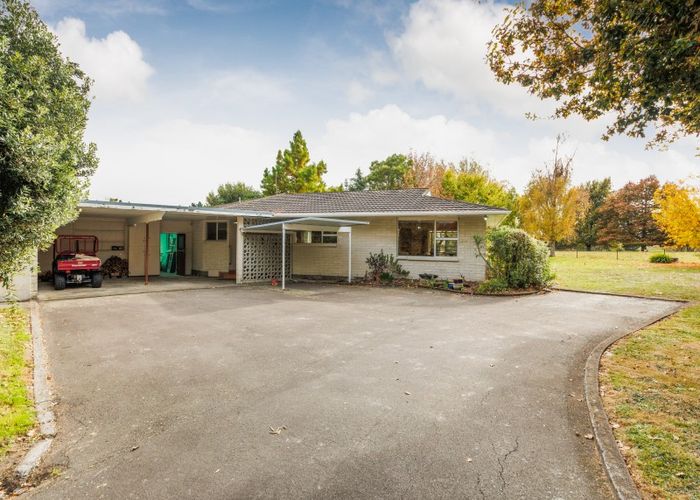  at 660B Roberts Line, Kelvin Grove, Palmerston North