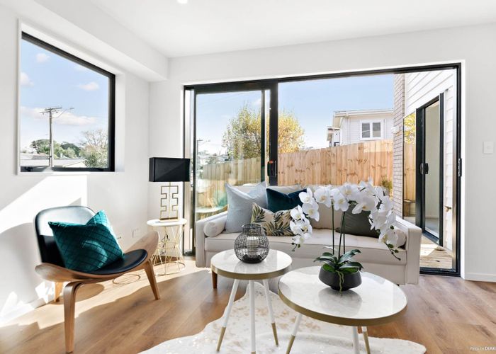  at 4/79 Aranui Road, Mount Wellington, Auckland