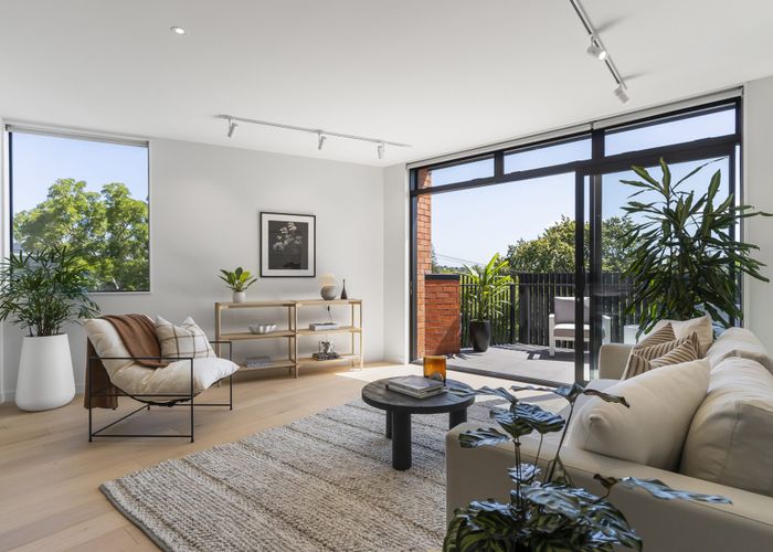  at 1/52 Sainsbury Road, Mount Albert, Auckland