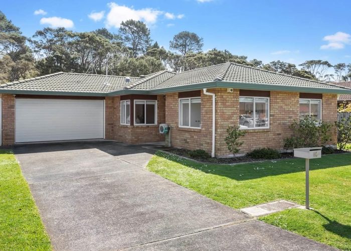  at 10 Waimoko Glen, Swanson, Auckland