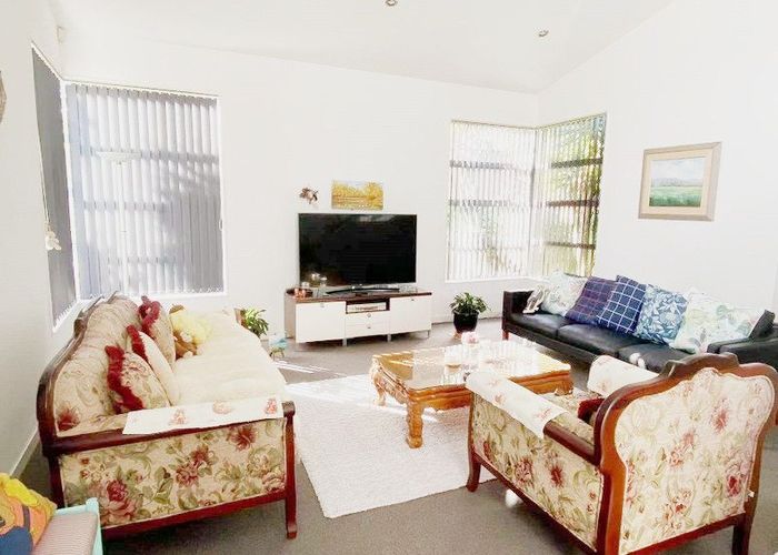  at 3 Warren Way, Flat Bush, Manukau City, Auckland