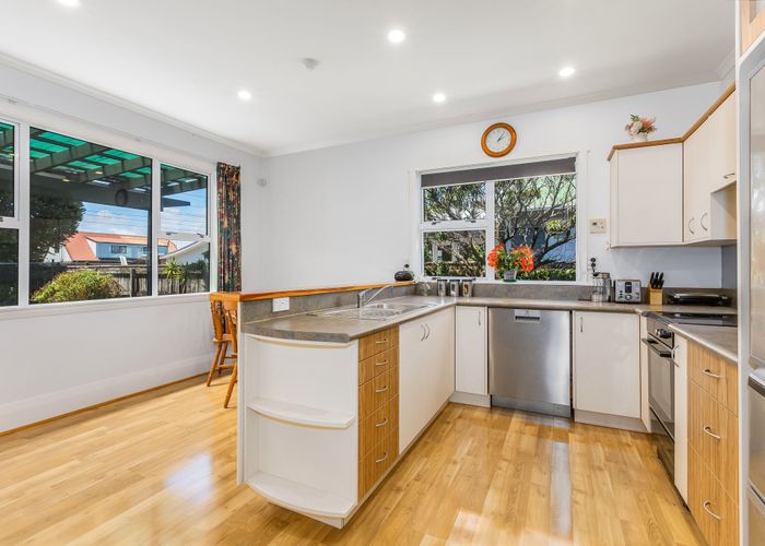  at 7 North Street, Petone, Lower Hutt, Wellington