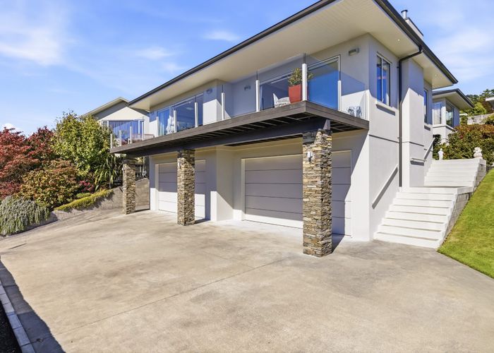  at 16 Botanical Heights Drive, Waipahihi, Taupo
