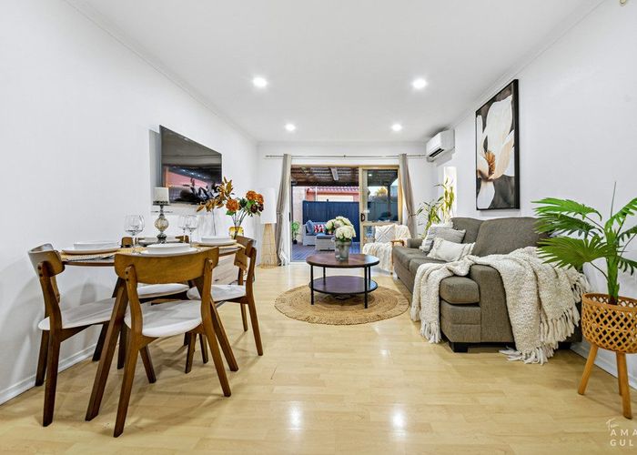  at 2 Kilmarnock Avenue, Ranui, Waitakere City, Auckland